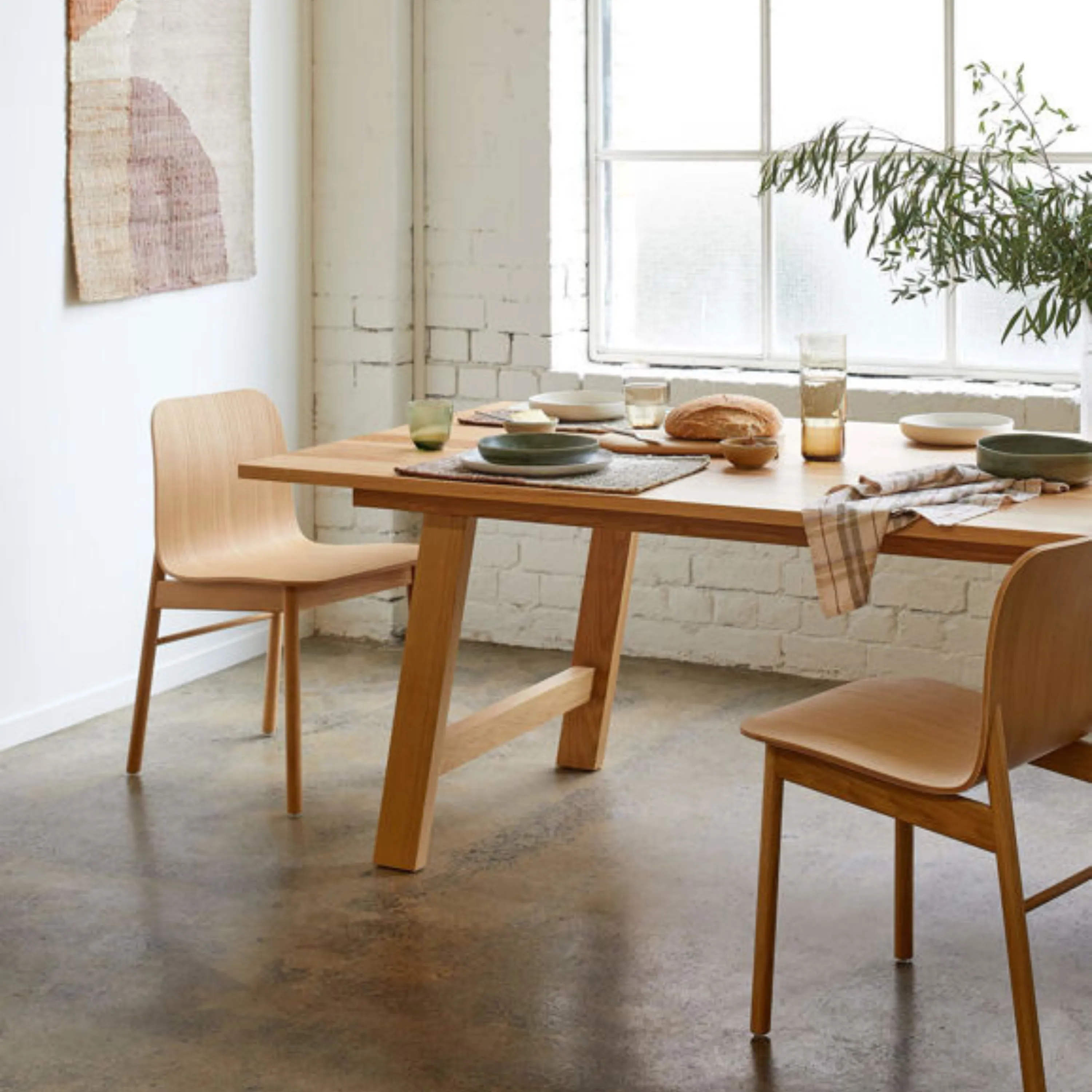 Aspen Chair w/Wooden Legs - Oak