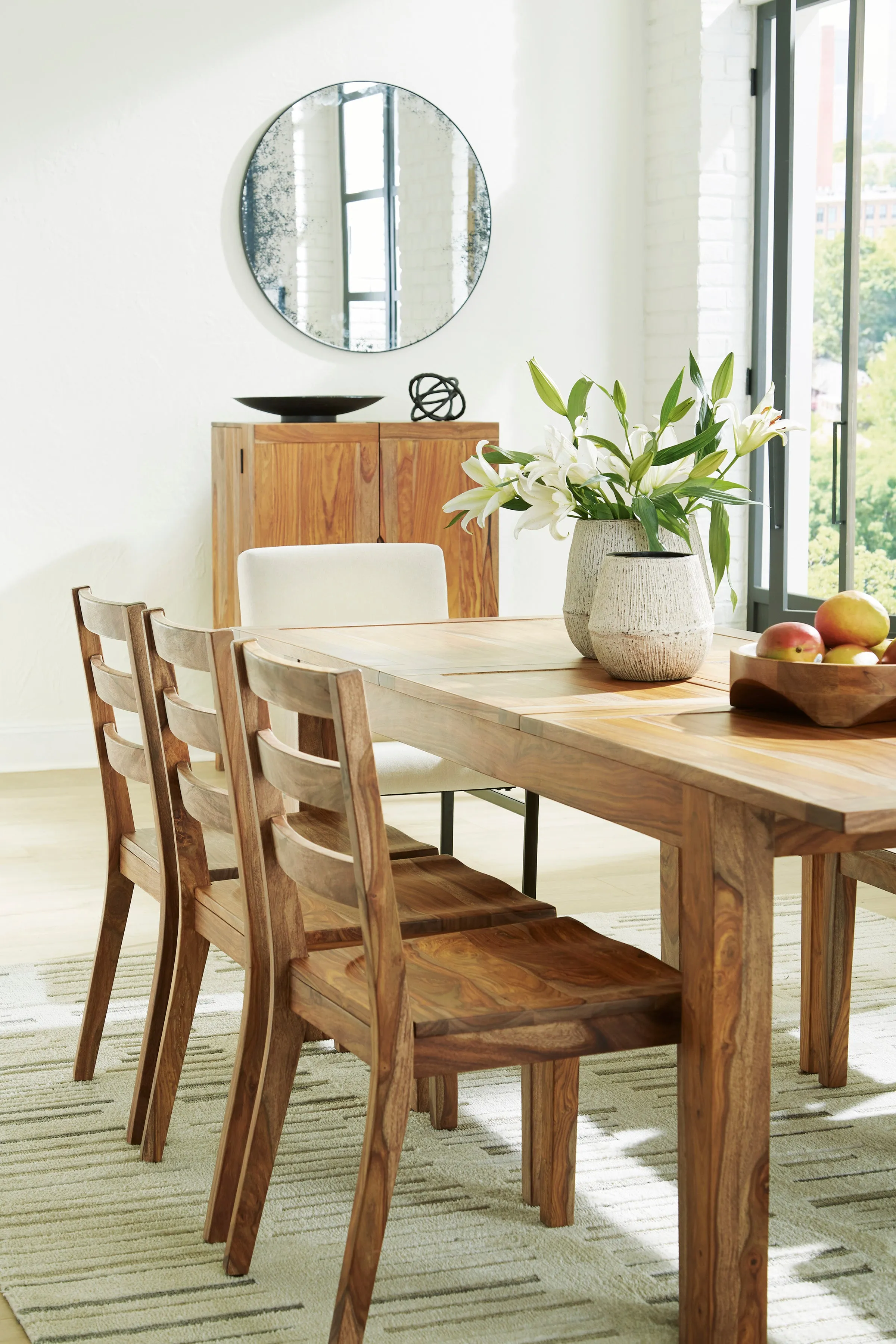 Dahlia Extension Table & 6 Wooden Side Chairs Plus 2 Arm Chairs