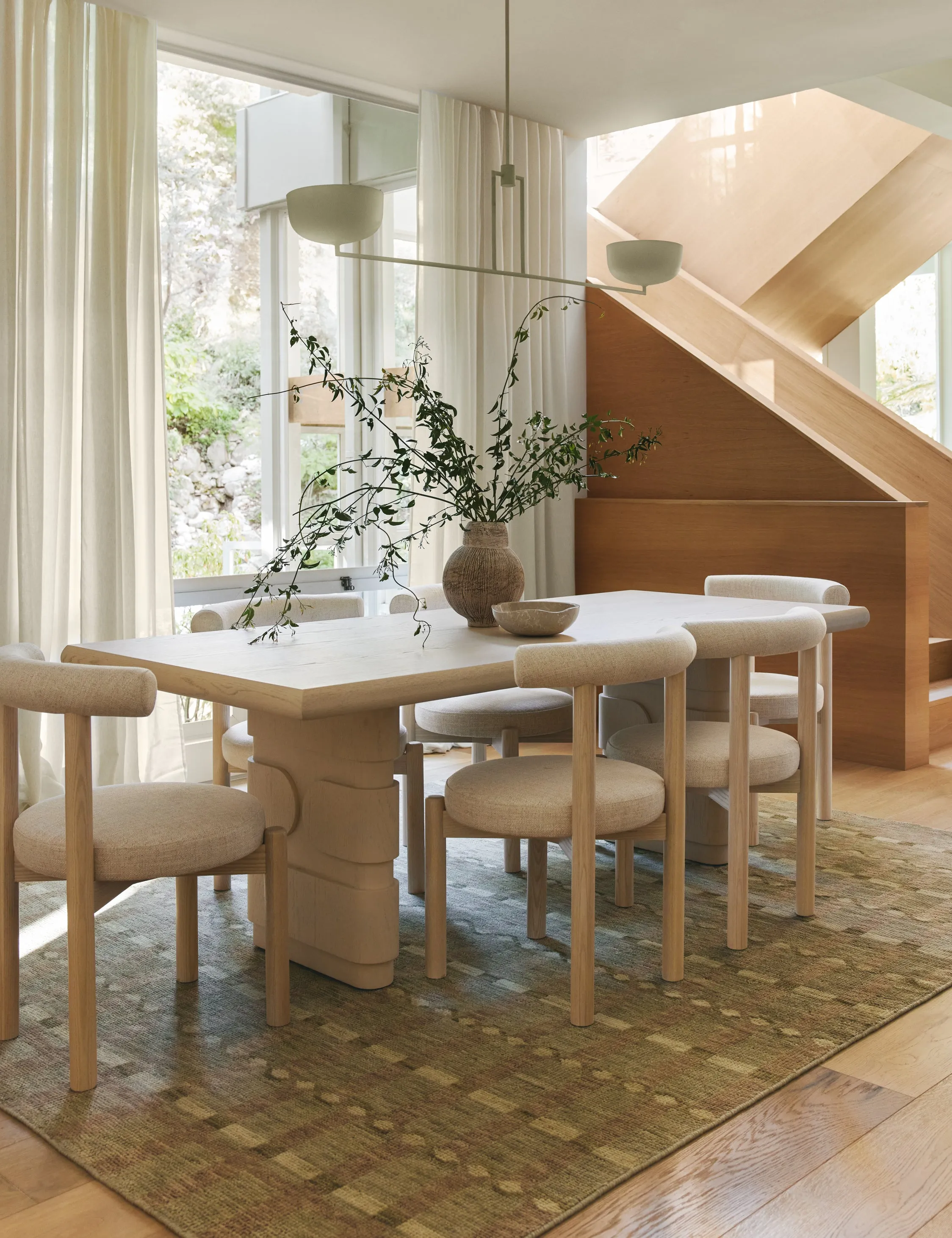Dame Dining Chair