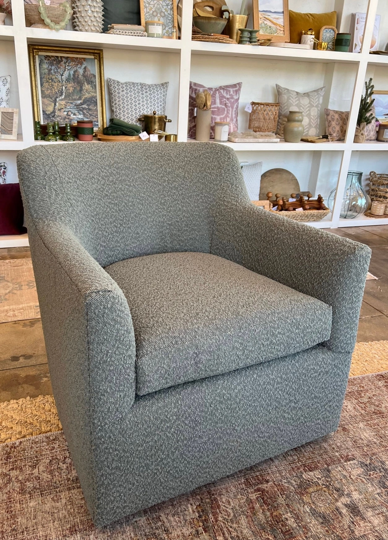 Luca Swivel Chair