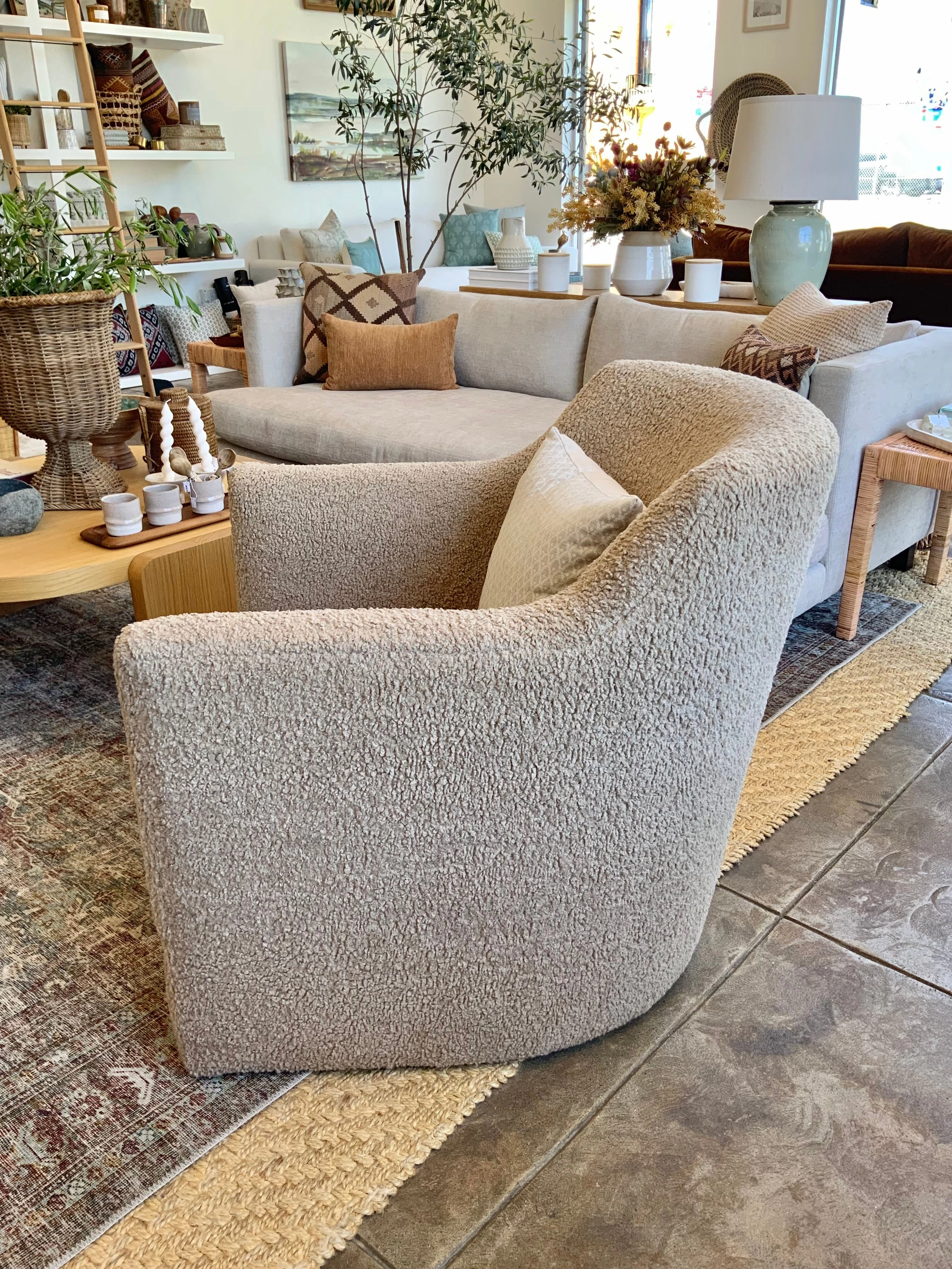 Luca Swivel Chair