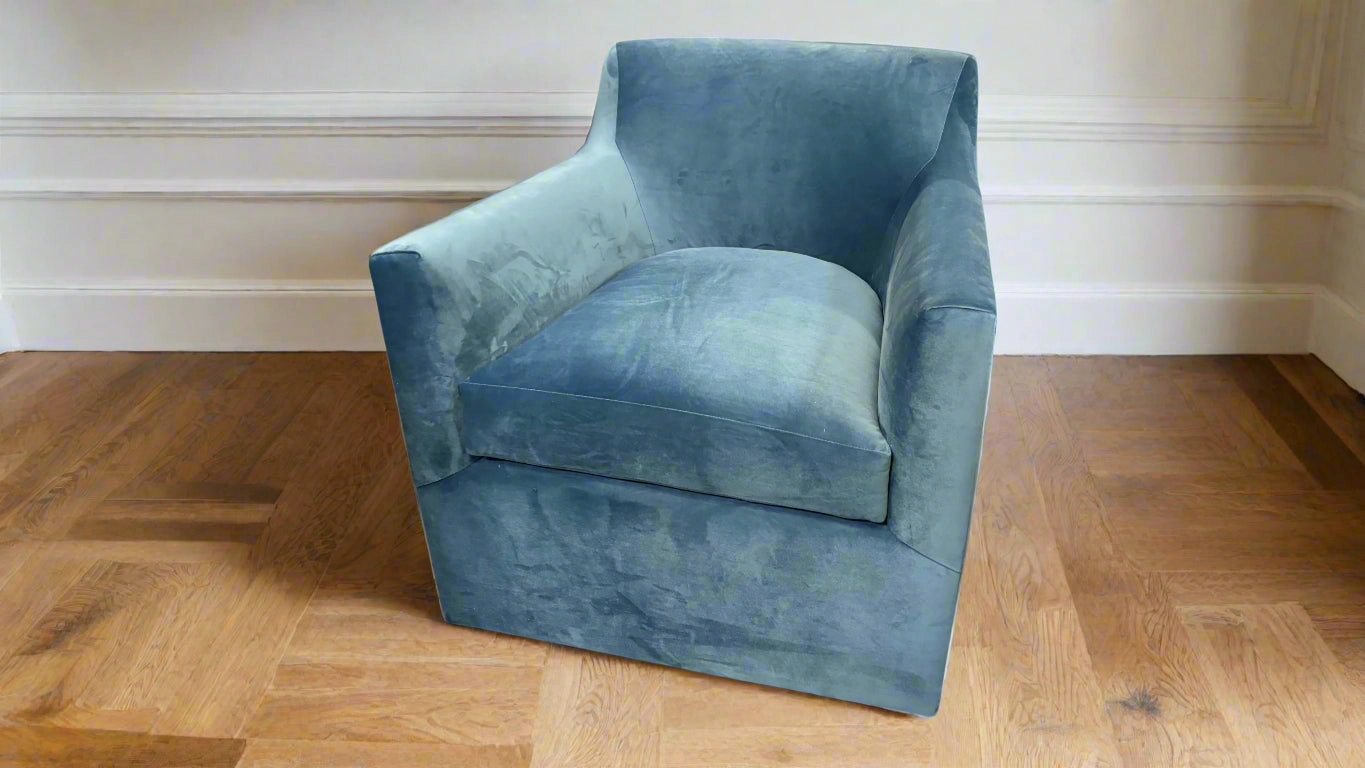 Luca Swivel Chair
