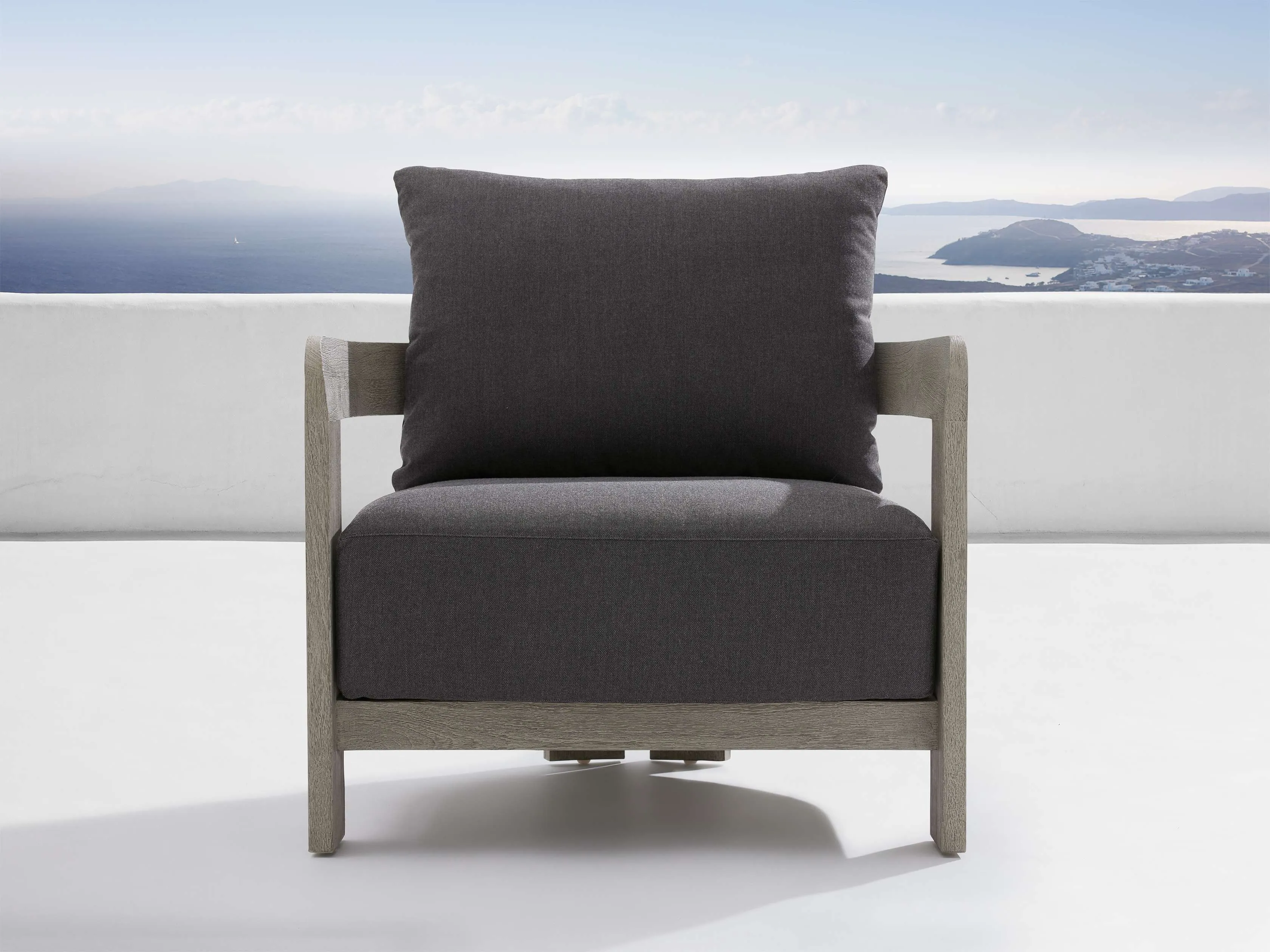 Milos Outdoor Lounge Chair