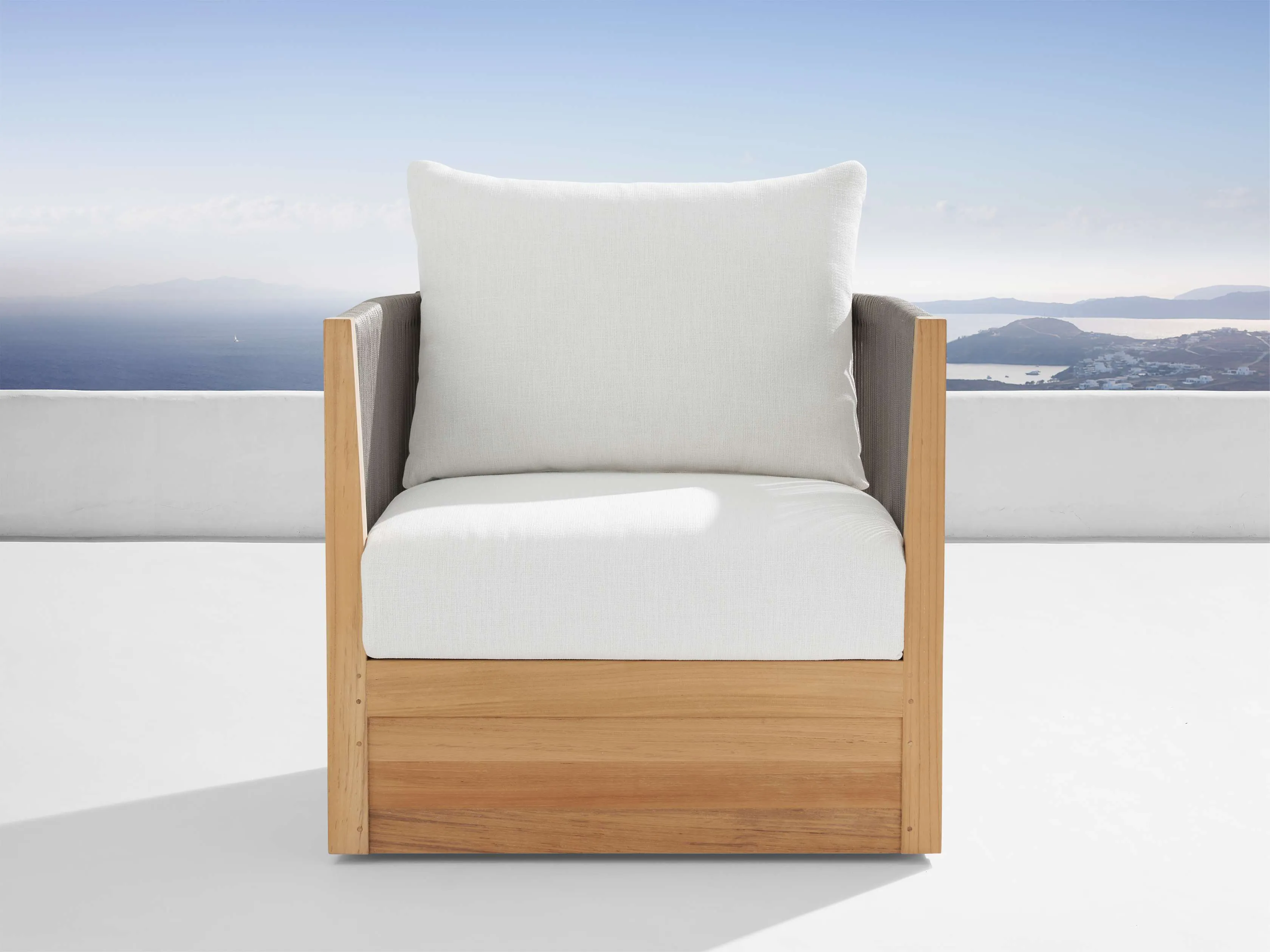 Newport Outdoor Swivel Chair
