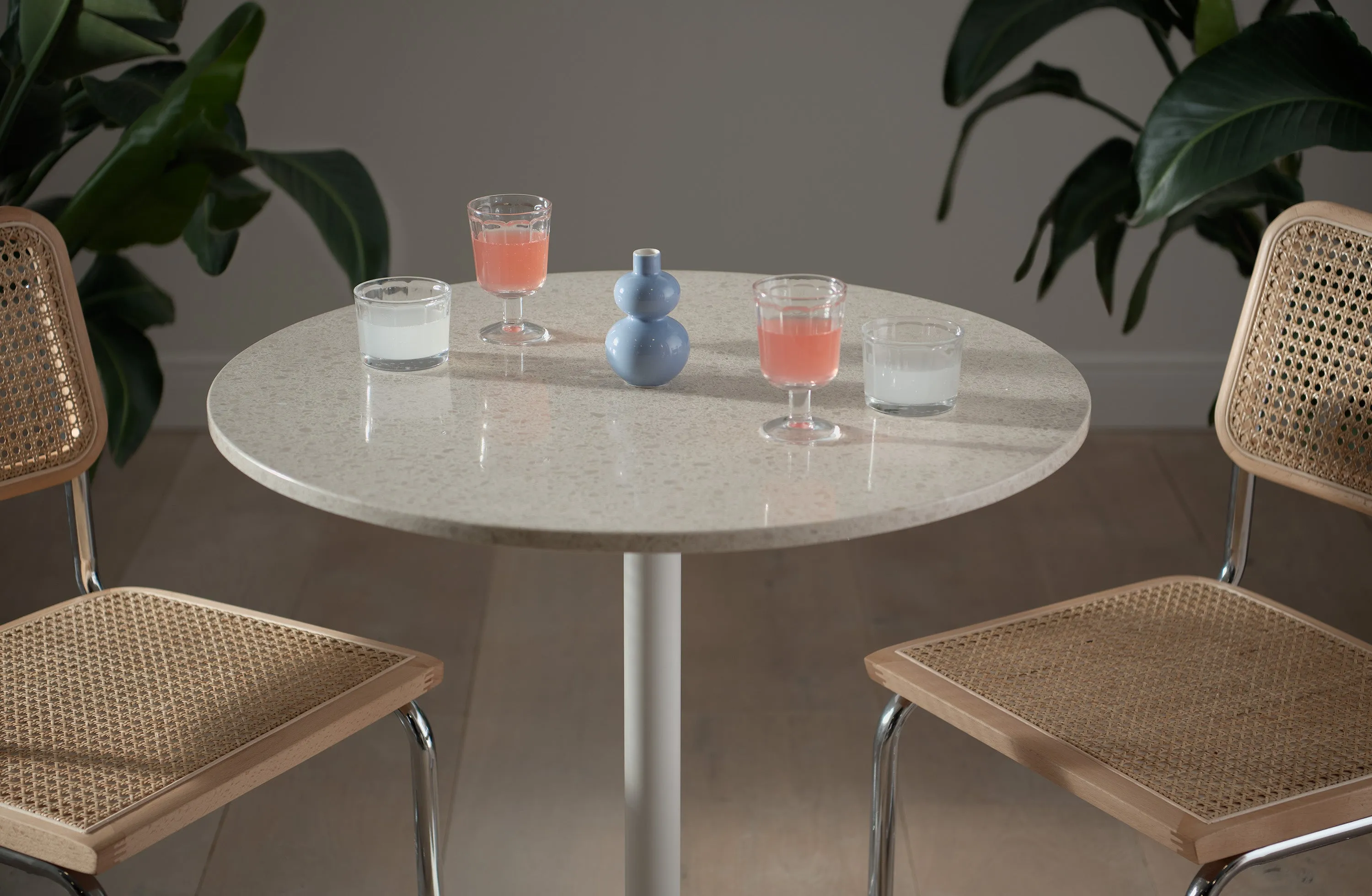 Piazza Affixed Table
