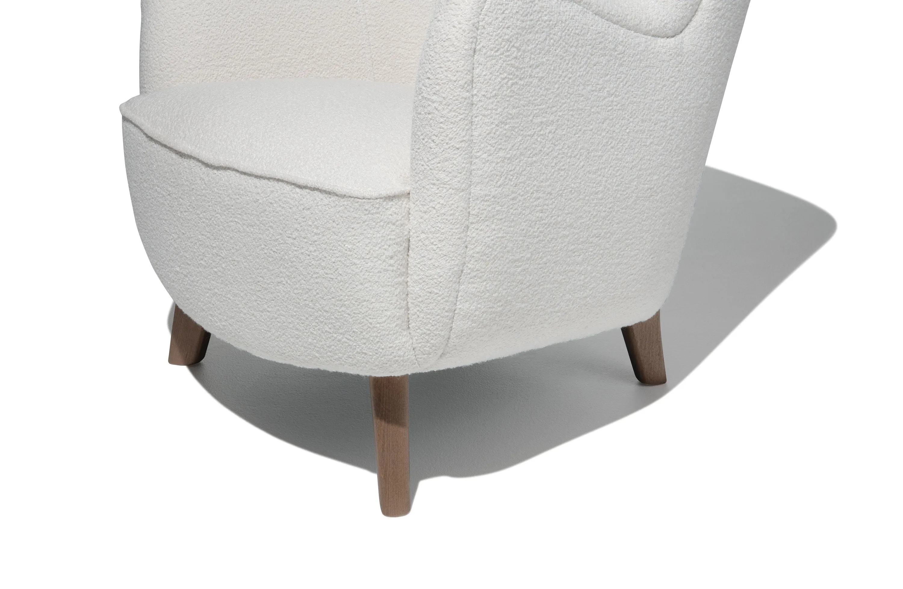 Yvette Lounge Chair